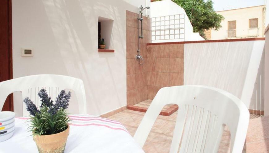 Melograno Apartman San Vito Lo Capo Kültér fotó